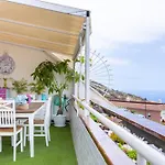Sunset Oceanview Apartment