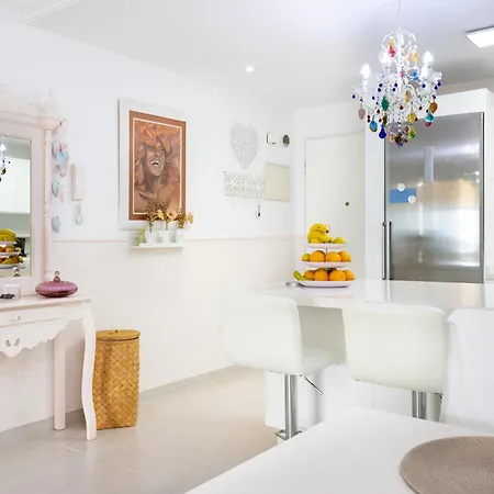 Sunset Oceanview Apartment
